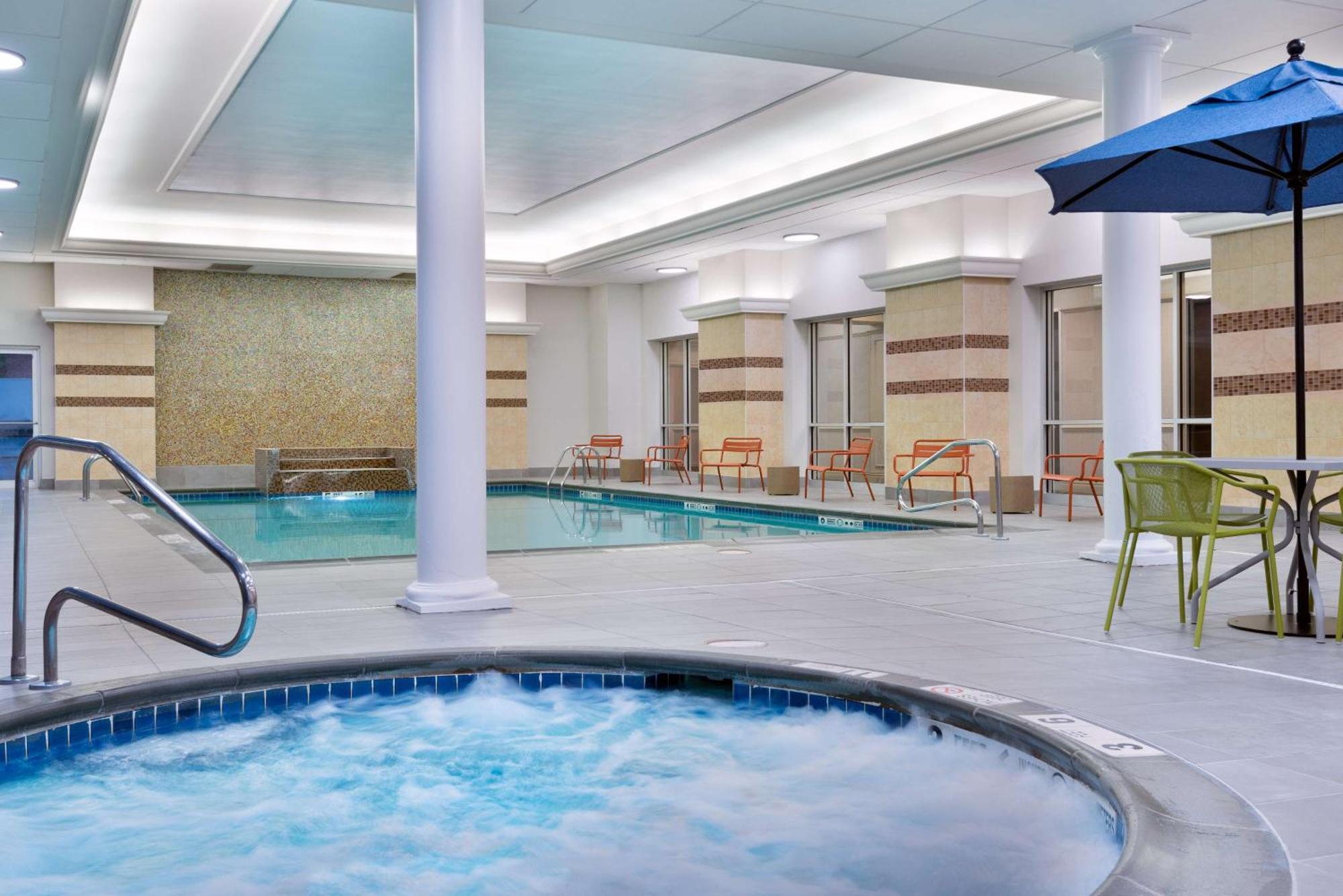 Hampton Inn & Suites Buffalo/Downtown Eksteriør billede